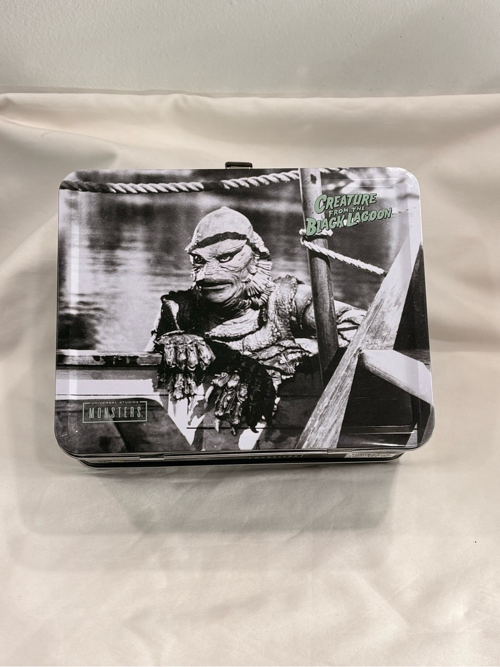 Universal Monsters Creature from The Black Lagoon Tin Metal Lunchbox/ Tot
